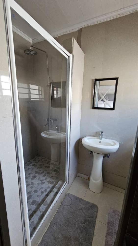 Artem Apartments - Apartment 1 Kitwe Exterior photo